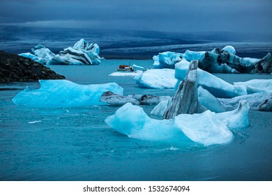 Icebergs in the Jökulsárlón Glacier Lagoon, Southern Iceland