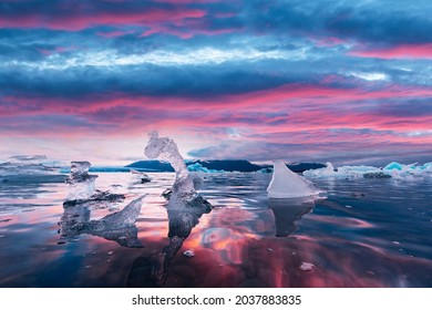 Glacial Imagenes Fotos De Stock Y Vectores Shutterstock