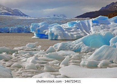 Southern Patagonian Ice Field Images, Stock Photos & Vectors 