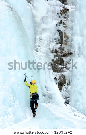 Iceclimbing man