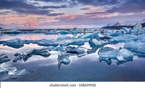 Iceland, Jokulsarlon lagoon, Beautiful cold landscape picture of icelandic glacier lagoon bay, 