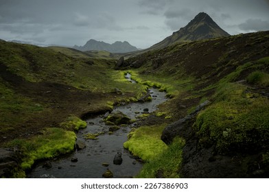 Iceland's most legendary hike is the Laugavegur trail. This 55 km long trail lies between Landmannalaugar and Thórsmörk.