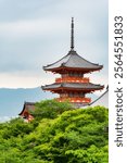 The iconic three-story pagoda Kiyomizu-dera Koyasunoto (Pagoda of Safe Childbirth), one of the most important temples in Kyoto, Japan.