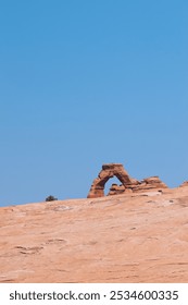 An iconic view of Delicate Arch