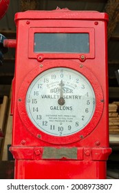 Idaho, USA - August 22, 2013: An Antique Bowser Varley Sentry Gas Pump In Idaho