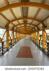 The idea of “choosing an empty path to make way” can be interpreted as embracing unconventional or uncharted paths in life.