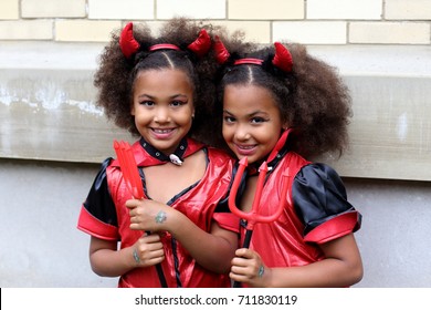 African American Twins Images Stock Photos Vectors Shutterstock