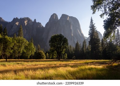 Idyllic View In The Yosemite Valley During Sunset 