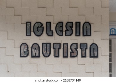 Iglesia Bautista Sign On Brick