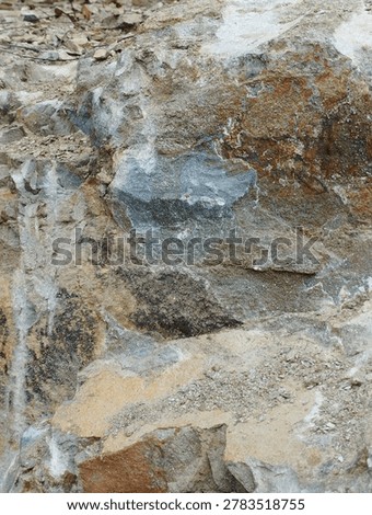 Igneous rock identification in the field work