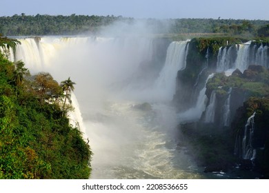 Iguazu Waterfalls, Foz Do Iguaçu, Iguazú National Park, Paraná, Brazil