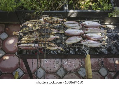 Ikan Panggang Images Stock Photos Vectors Shutterstock