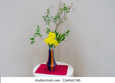 Japanese Style Vase Images Stock Photos Vectors Shutterstock