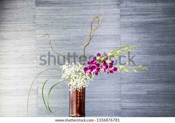 Ikebana Japanese Flower Arrangement Stock Photo Edit Now 1336876781