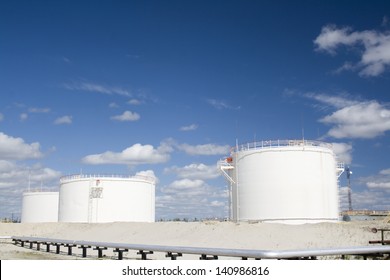 il industry and gas industry. Work of refinery petrochemical plant. Oil reservoir and storage tank of mineral oil 