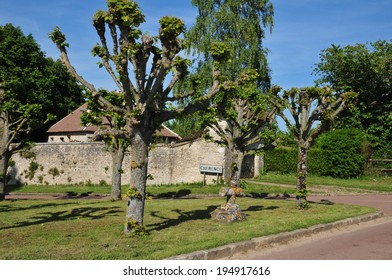 Ile De France, The Village Of Cherence In Val DOise