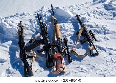 Illegal Arms Trafficking, Machine Guns Confiscated From Terrorists, Detained Party Of Illegal Weapons