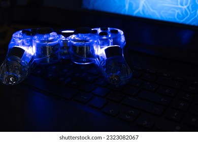 Illuminated gaming controller device for e sports on keyboard