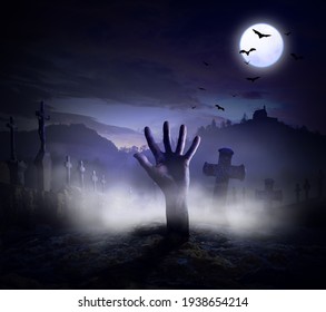 Illustration - 	
Scary halloween full moon night. - Powered by Shutterstock