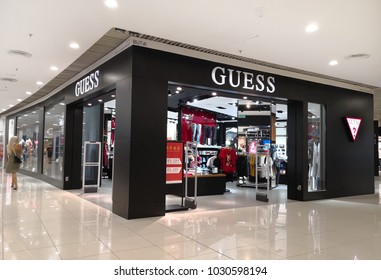 guess queensbay