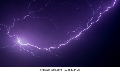 Purple Lightning Storm 4K wallpaper download