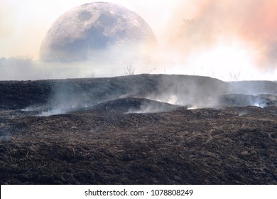 bề mặt tưởng tượng của một hành tinh khác với trái đất bị đốt cháy và khói cùng với khung cảnh của mặt trăng và một cái cây cô đơn.
