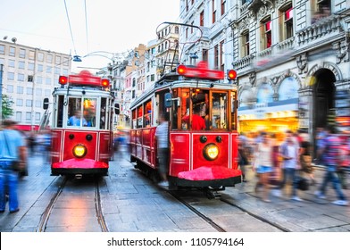 Nostalgische Straßenbahn, Istanbul Taksim