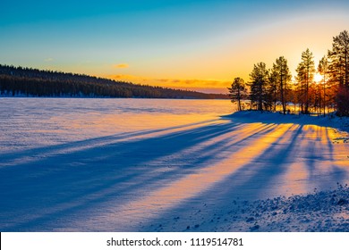 ラップランド、北極圏の北、1 月、フィンランドの美しい冬の風景