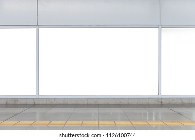 大きな窓と名前の場所を持つショップ ブティック ストア フロント
