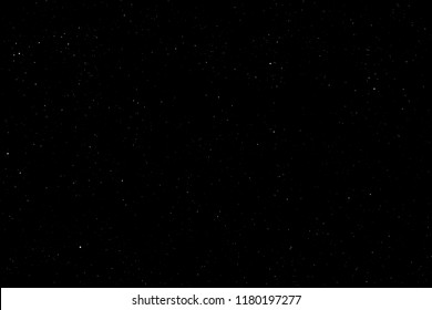 宇宙の夜の星のフィールド。宇宙の背景、空は黒い背景に雲ひとつない。