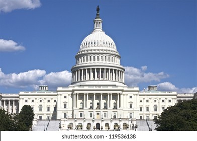 US Capitol di Pemandangan Washington DC