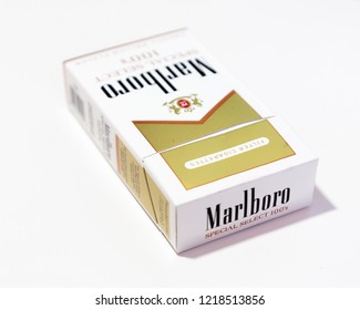 Marlboro Gold Logo Vector (.EPS) Free Download