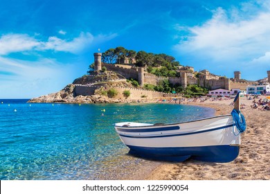 Tossa de Mar 4K wallpaper download