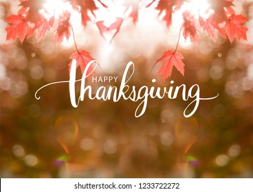 Happy Thanksgiving Greeting auf Herbstlaub Hintergrund verwischen