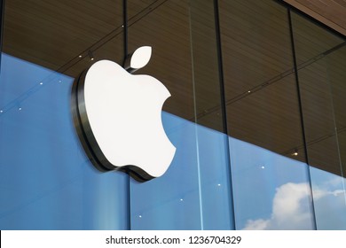 Apple Store Logo Vector (.AI) Free Download