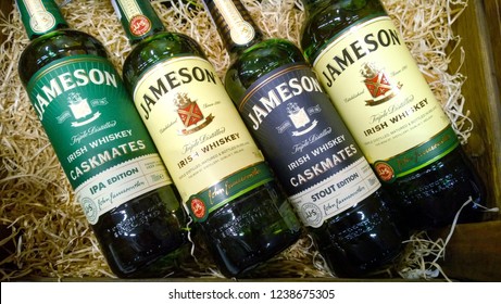 Search Jameson Logo Vectors Free Download