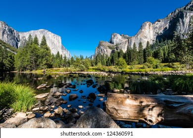 Blick auf den Yosemite-Nationalpark, die Berge und das Tal