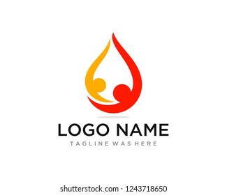 Family Logo Vector (.EPS) Free Download