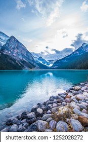 カナダ、バンフ国立公園のルイーズ湖の美しい自然