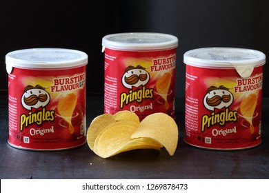 Pringles Logo Vector (.EPS) Free Download