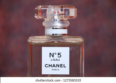 Chanel No 5 Logo PNG Vector (EPS) Free Download