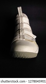 fotografía de zapatillas de baloncesto