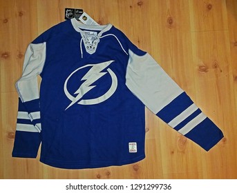 Tampa Bay Lightning Jersey Logo SVG - Free Sports Logo Downloads