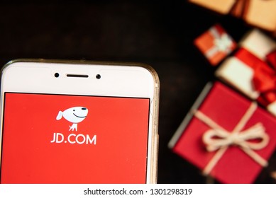 JD.com Logo Vector (.SVG) Free Download