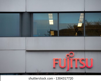 Fujitsu Logo Vector (.EPS) Free Download