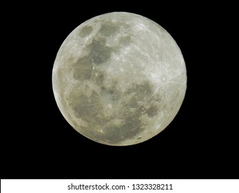 Supermaan (sneeuwmaan) real-time genomen in Thailand 19 februari 2019, Volle maan Grootste en helderste van 2019.