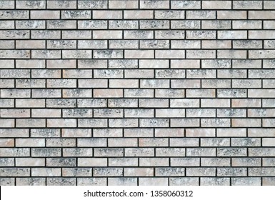 灰色のタイル壁