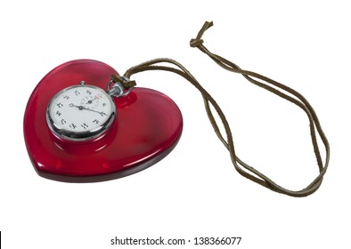 Chronometer en rood hart op leerkoord - inbegrepen weg