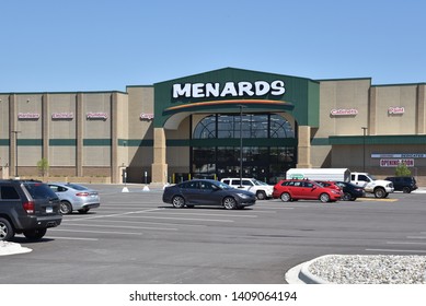 Menards Logo Vector (.SVG) Free Download