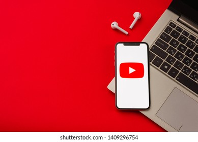 Logo phẳng của Youtube: Làm mới hình ảnh thương hiệu của bạn với bộ logo phẳng cực đẹp của Youtube. Sợi dây tơ hồng quen thuộc sẽ giúp khán giả liên tưởng ngay đến nội dung video chất lượng của bạn.